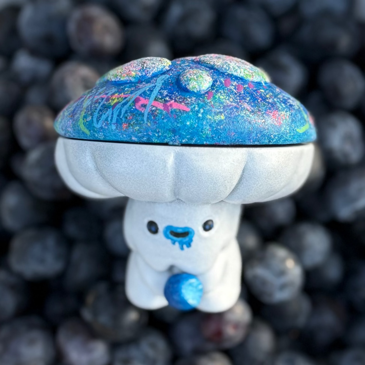 "Blueberry Shumi" - 1/1 Hand-Painted Sofubi w/accessory