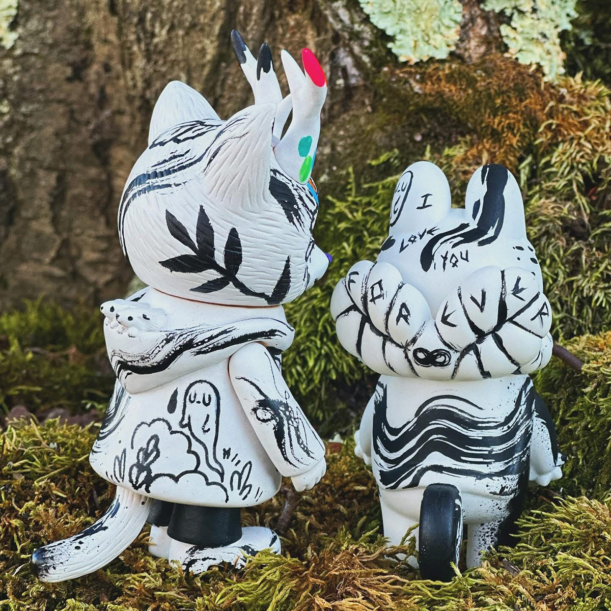 MUMBOT x MORRIS - 1/1 Custom Art Toy